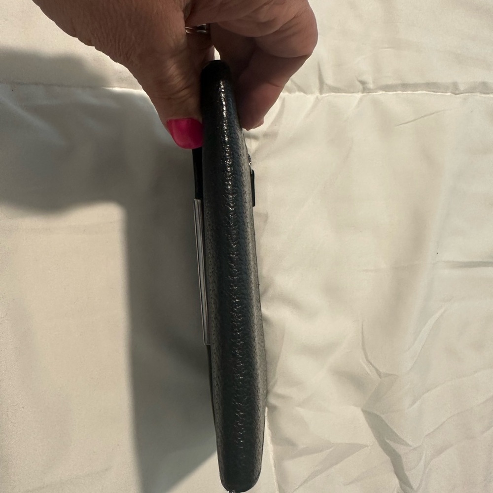 Gucci Black Leather Wallet - Picture 6 of 10